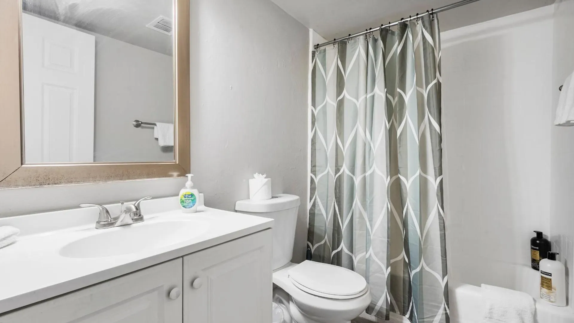 Elegant 2B1B Escape In Old Town Daire Scottsdale 0*,